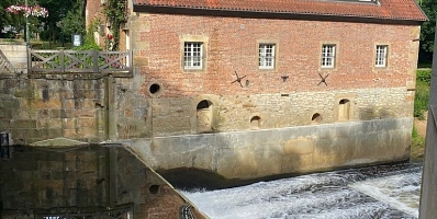 k-Bernsmeyerhaus Spiegelung M. Klapper 2021.jpg