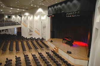 Bürgerhaus Bestuhlung mit Bühne&nbsp;&copy;&nbsp;Stadt Telgte, Simone Thieringer