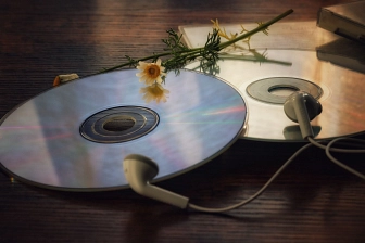 CDs