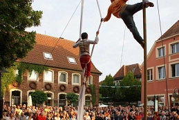 Straßentheatertage.jpg